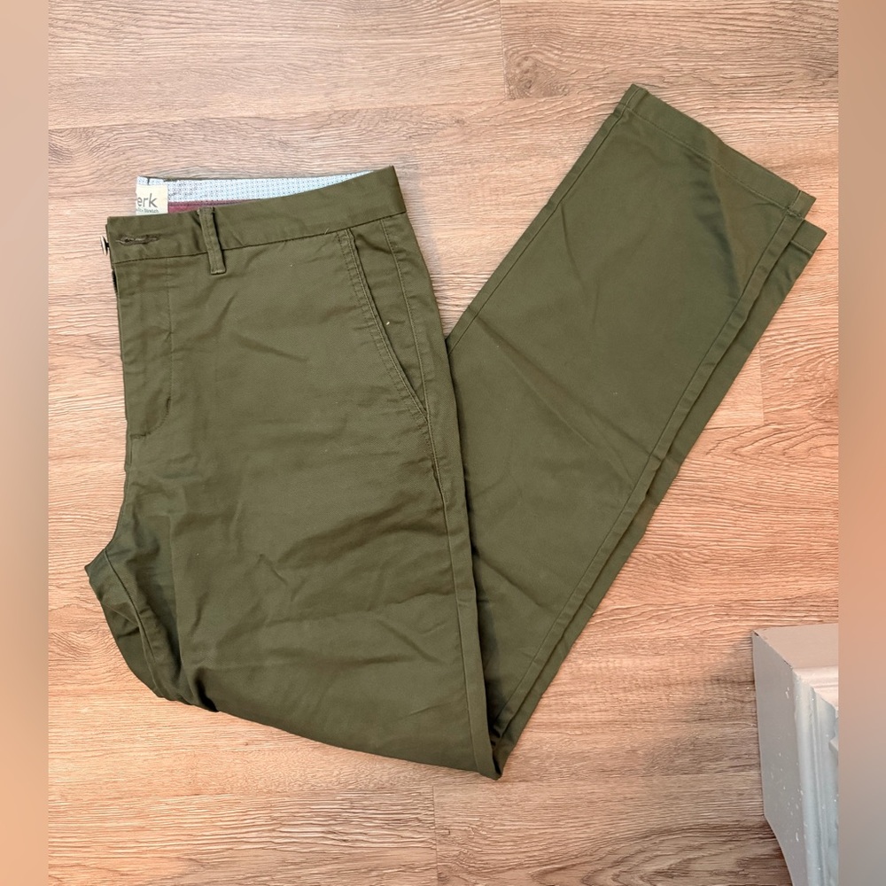 Perk Men's Olive Green Chino Pants